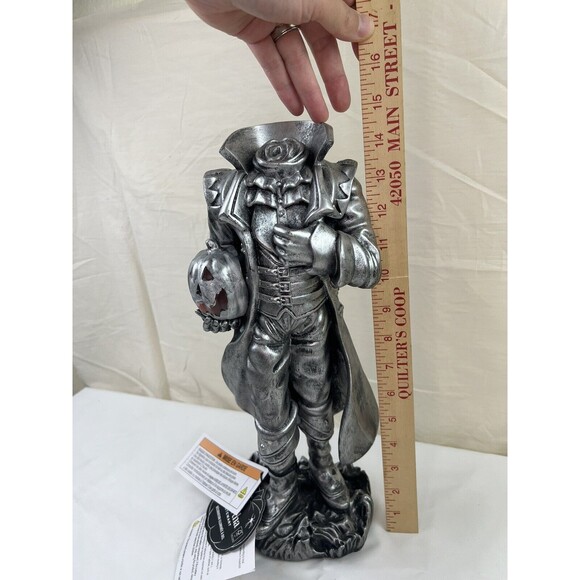 Halloween 15" Sleepy Hollow Headless Horseman Soldier Knight Light Up Statue NWT - Picture 10 of 10